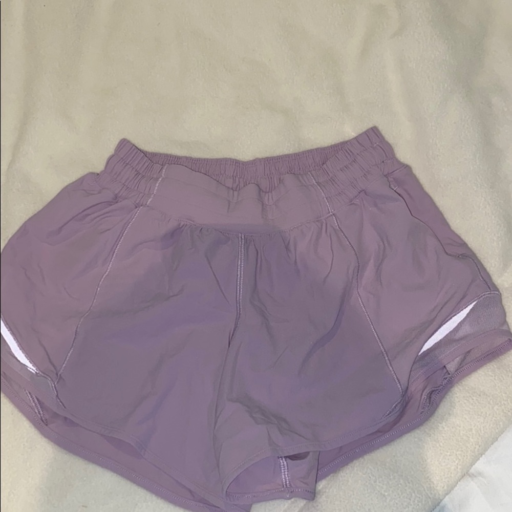 Lulu Lemon Hotty Hot Short *Tall